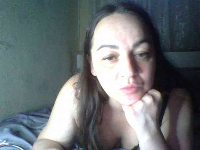 KissyHoney webcam