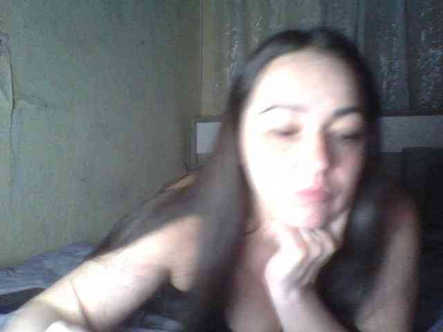KissyHoney webcam
