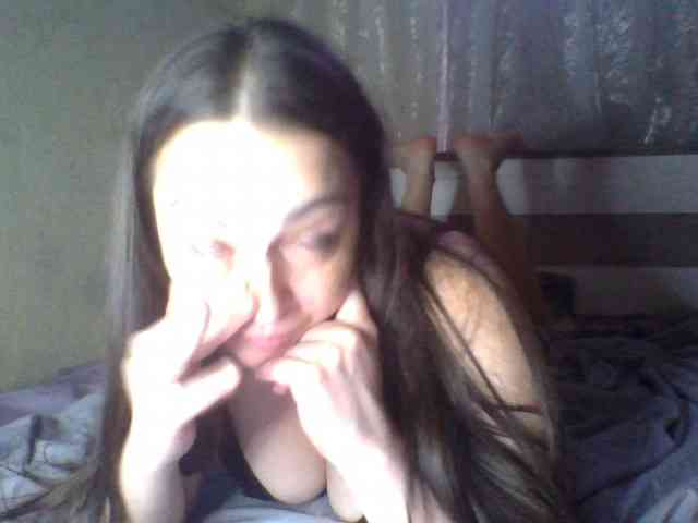 KissyHoney webcam