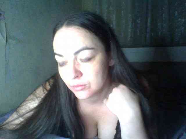 KissyHoney webcam