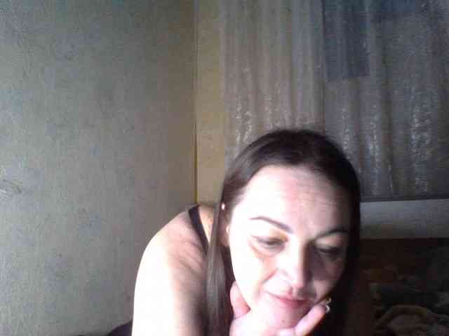 KissyHoney webcam