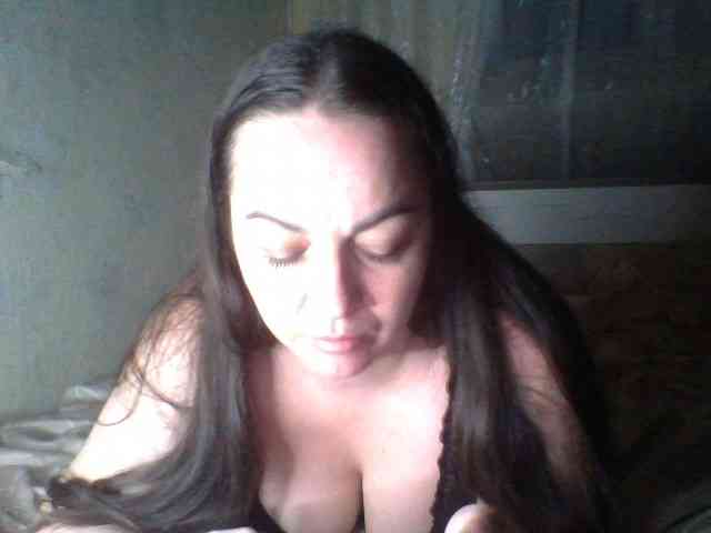 KissyHoney webcam