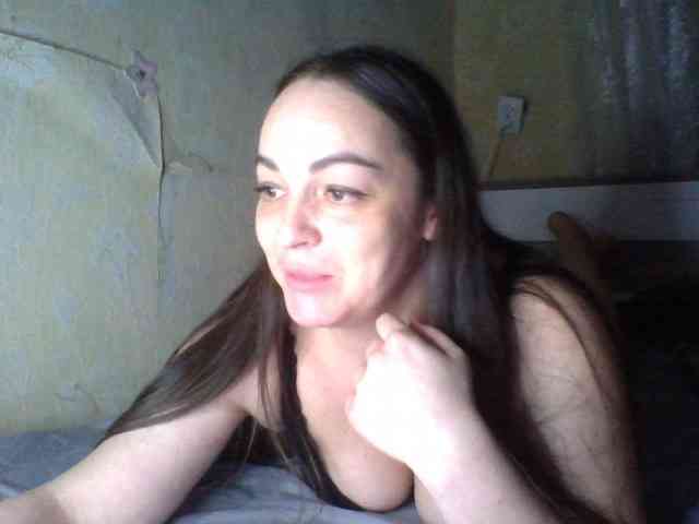 KissyHoney webcam