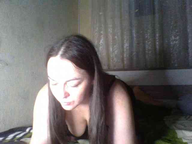 KissyHoney webcam