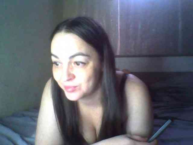 KissyHoney webcam