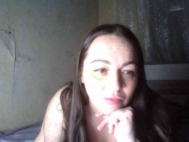 KissyHoney webcam