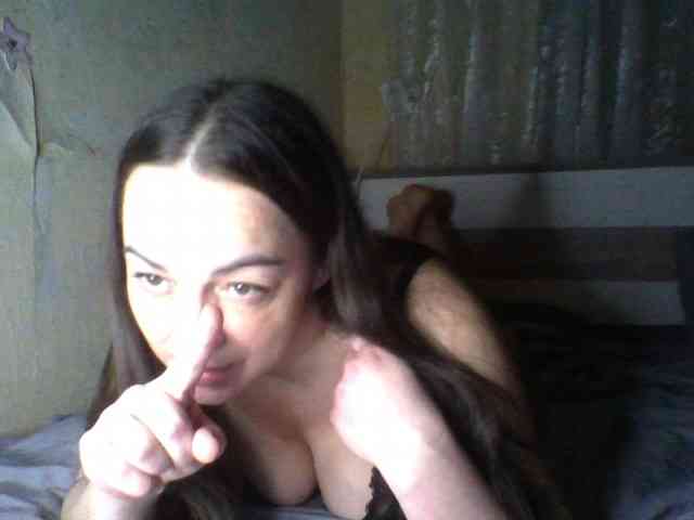 KissyHoney webcam
