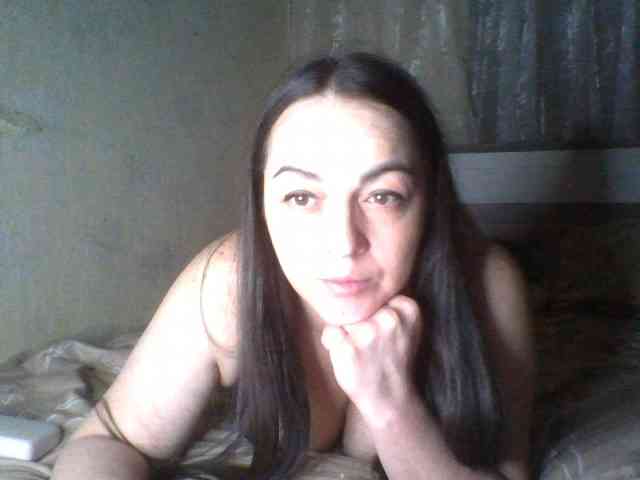 KissyHoney webcam