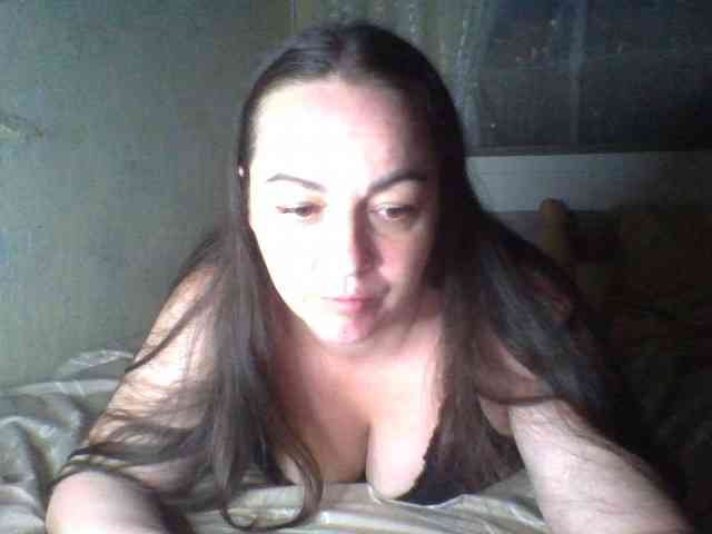 KissyHoney webcam