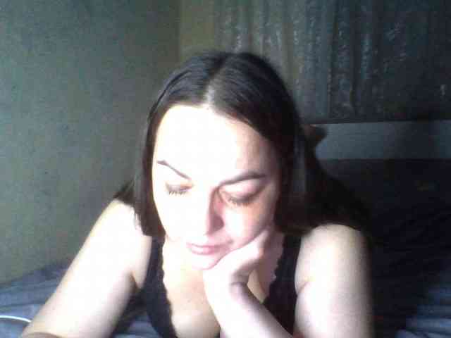 KissyHoney webcam