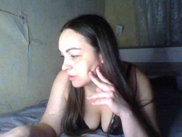 Модель: KissyHoney