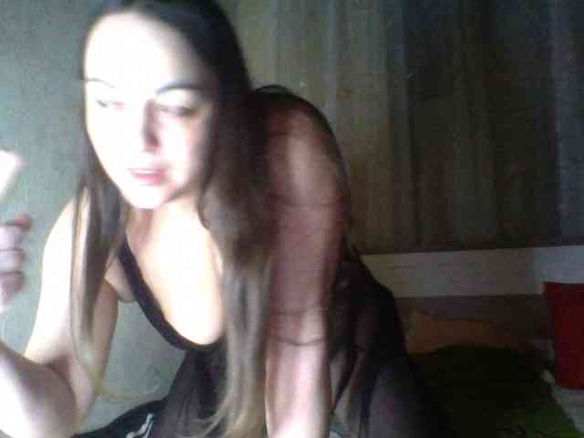 KissyHoney webcam