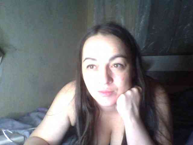 KissyHoney webcam