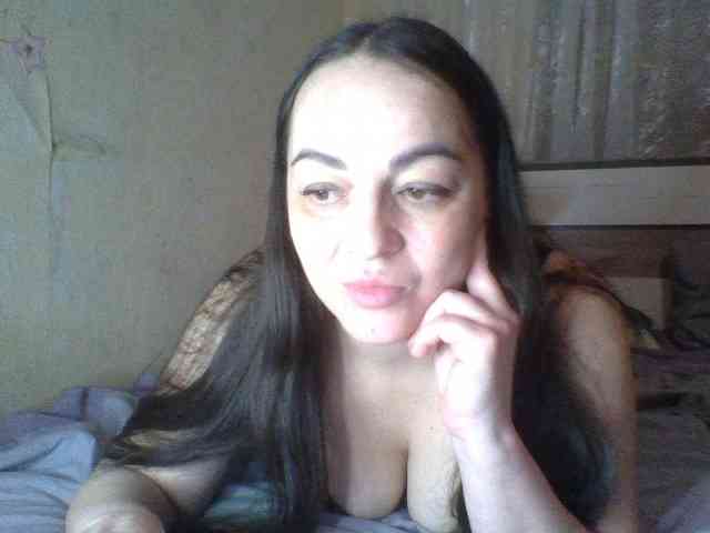 KissyHoney webcam