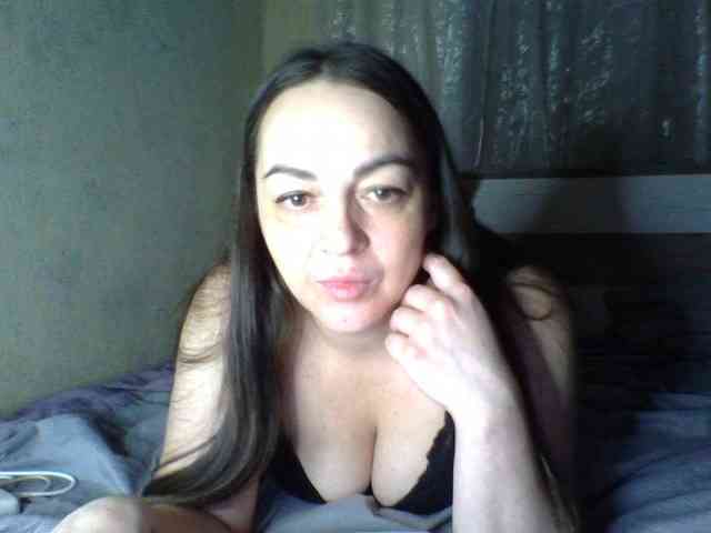 KissyHoney webcam