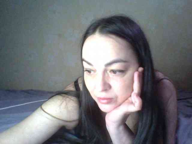 KissyHoney webcam