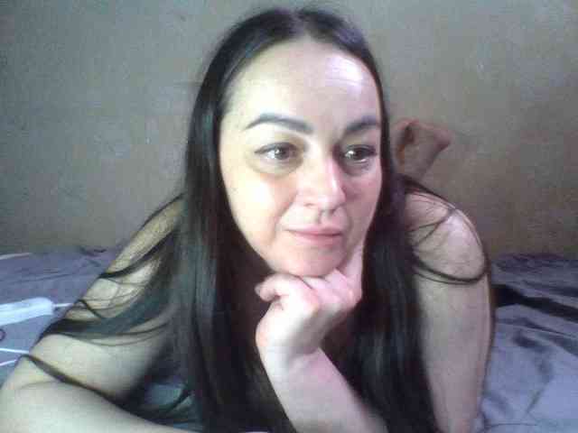 KissyHoney webcam