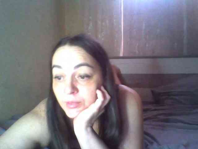 KissyHoney webcam