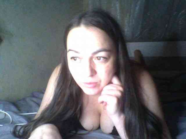 KissyHoney webcam