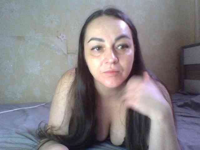 KissyHoney webcam