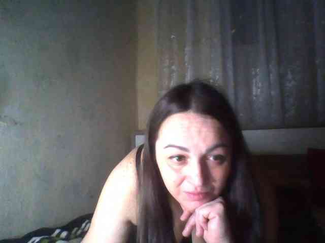KissyHoney webcam