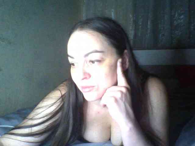 KissyHoney webcam