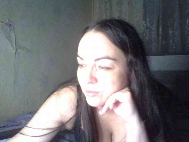 KissyHoney webcam