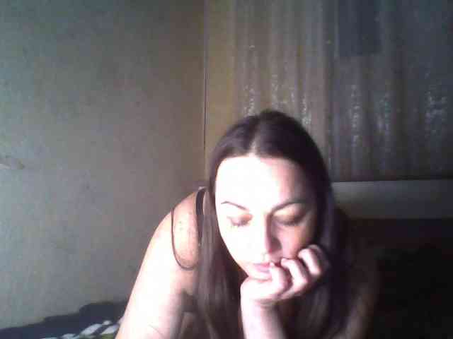 KissyHoney webcam