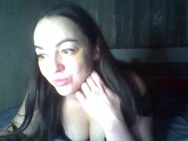 KissyHoney webcam