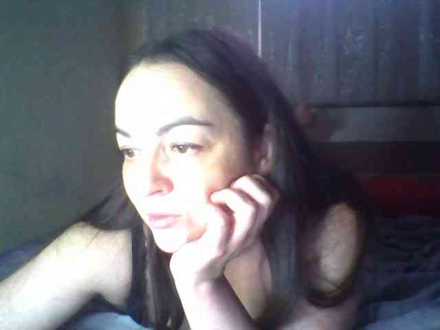 KissyHoney webcam