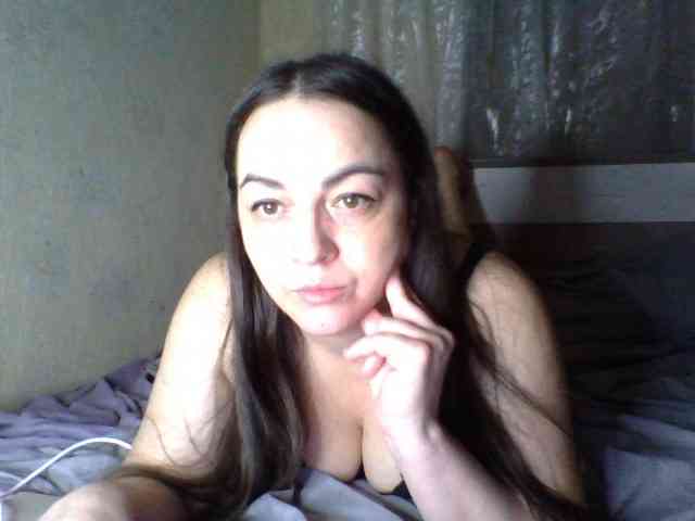 KissyHoney webcam