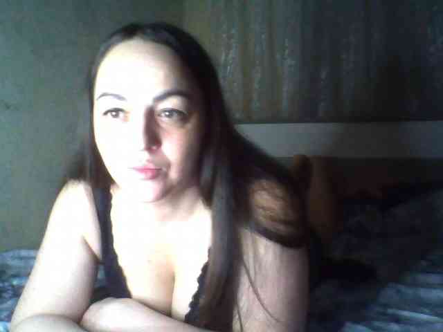 KissyHoney webcam