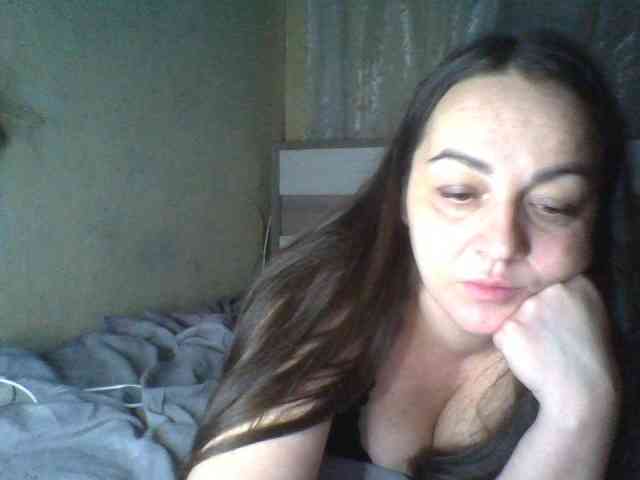 KissyHoney webcam