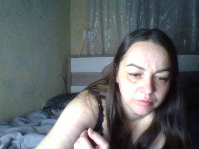 KissyHoney webcam