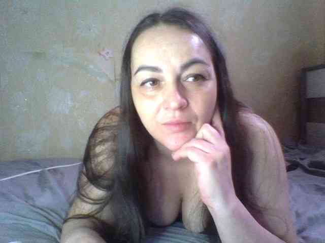 KissyHoney webcam