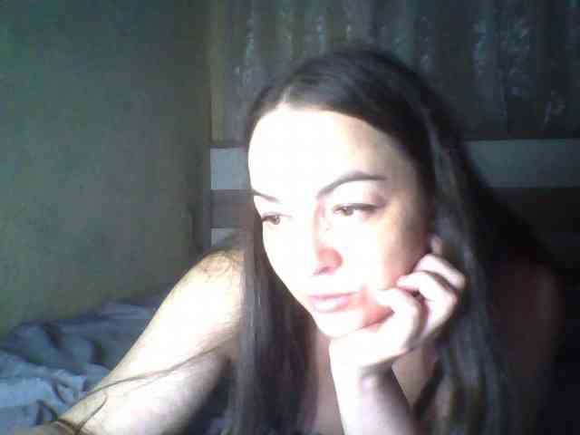 KissyHoney webcam