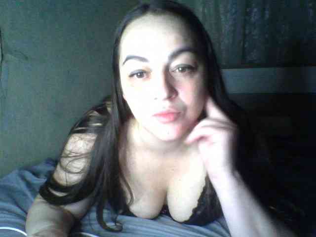 KissyHoney webcam