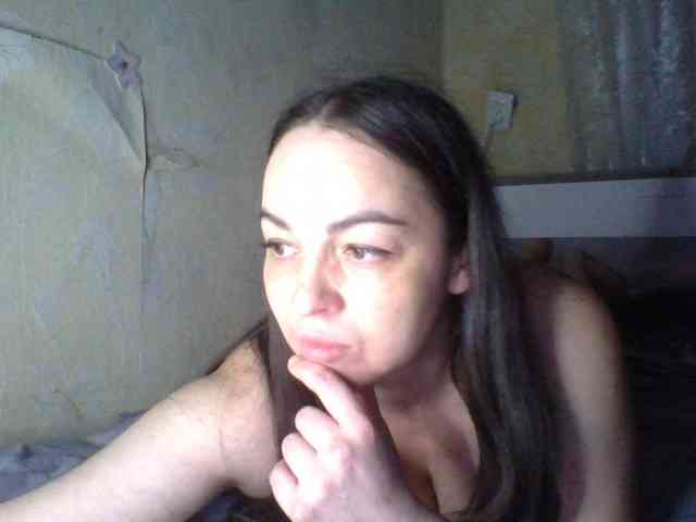 KissyHoney webcam