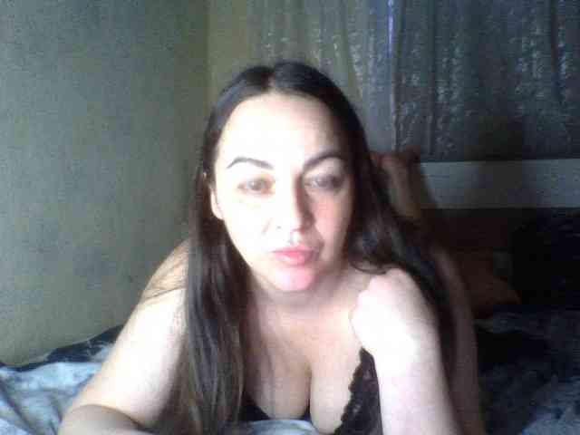 KissyHoney webcam