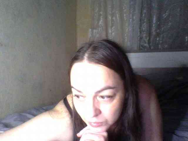KissyHoney webcam