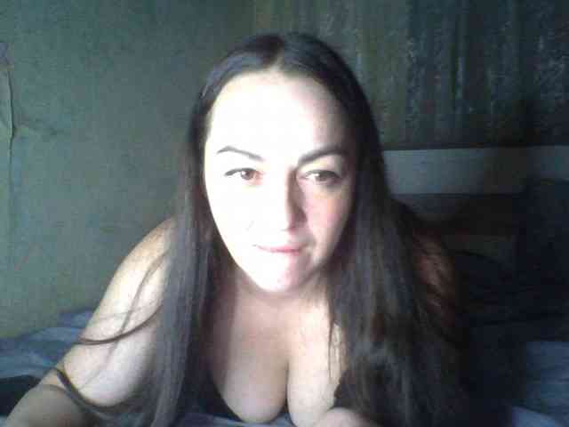KissyHoney webcam