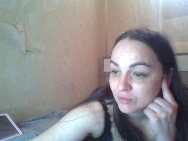 KissyHoney webcam