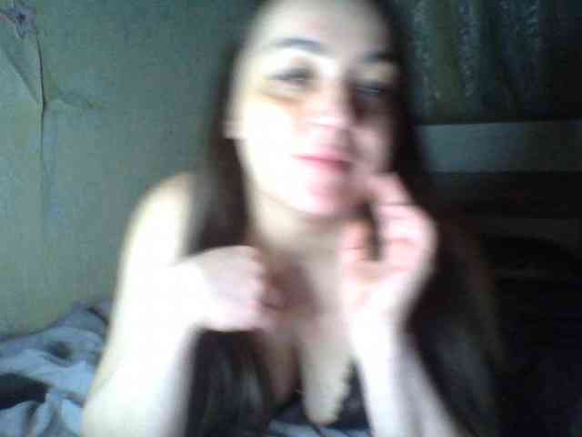 KissyHoney webcam