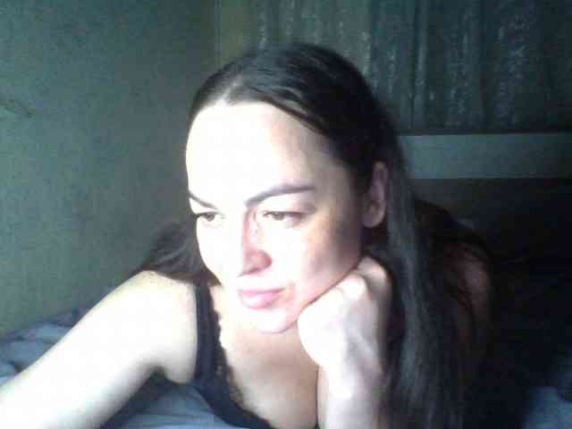 KissyHoney webcam