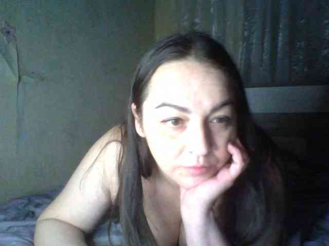 KissyHoney webcam