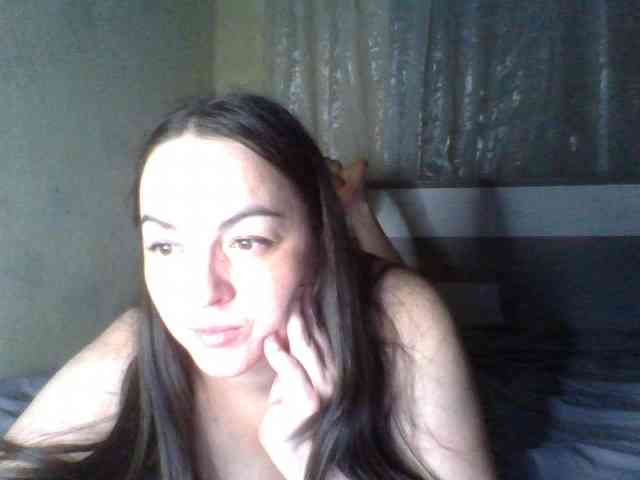 KissyHoney webcam