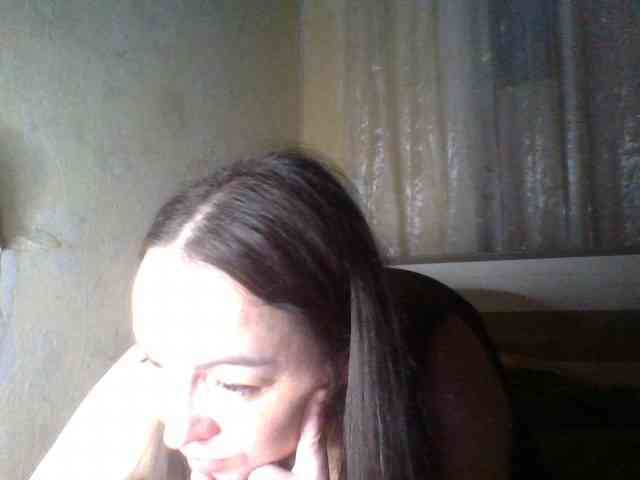 KissyHoney webcam