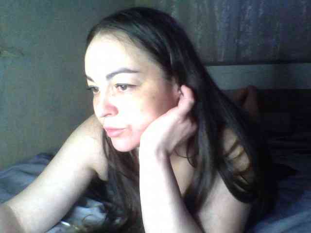 KissyHoney webcam