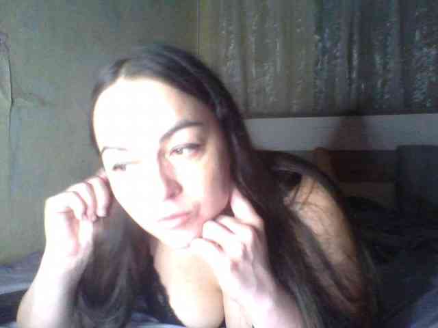 KissyHoney webcam