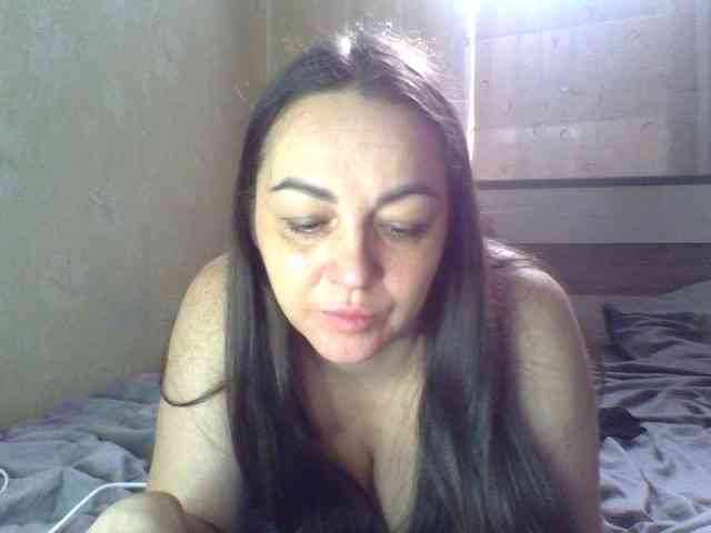 KissyHoney webcam